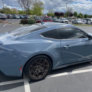 FORD MUSTANG GT PREMIUM - 9