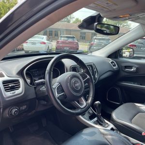 2018 JEEP COMPASS LATITUDE thumbnail 36