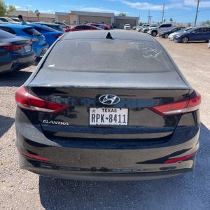 HYUNDAI ELANTRA SEL - 7