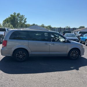 2019 Dodge GRAND CARAVAN GT — фото 10