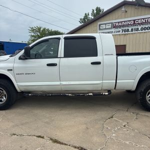 2006 Dodge RAM 2500 SLT — фото 4