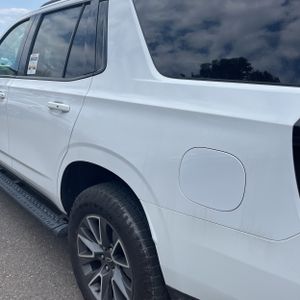 CHEVROLET TAHOE Z71 - 7