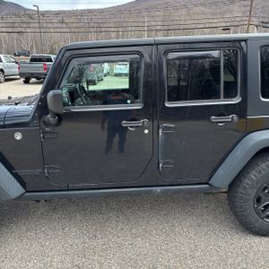 JEEP WRANGLER UNLIMITED WILLYS WHEELER - 4