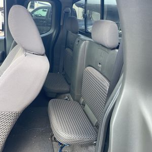 2012 Nissan FRONTIER SV — миниатюра 33
