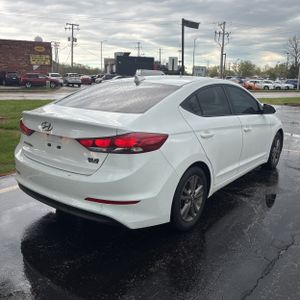 HYUNDAI ELANTRA VALUE EDITION - 8