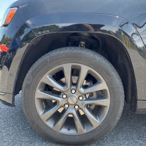 2018 JEEP GRAND CHEROKEE HIGH ALTITUDE — миниатюра 17