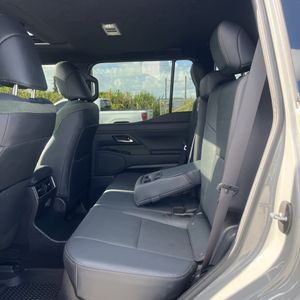 2025 Lexus GX 550 OVERTRAIL — миниатюра 34
