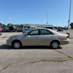 2006 Toyota CAMRY LE photo 3