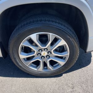 2020 Chevrolet TRAVERSE PREMIER — миниатюра 18