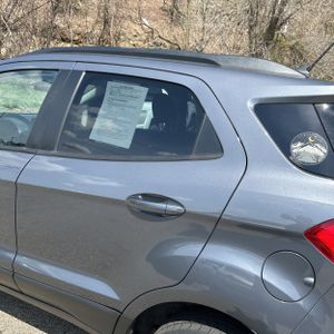 FORD ECOSPORT SE - 6