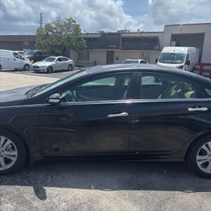 HYUNDAI SONATA LIMITED - 4