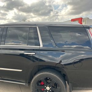 CADILLAC ESCALADE PREMIUM - 6