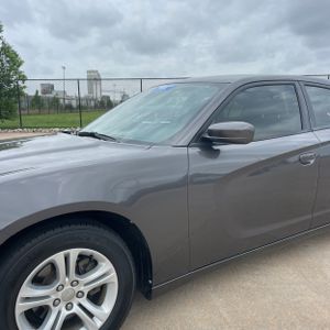 DODGE CHARGER SXT - 2