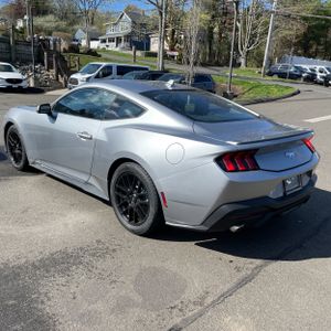 FORD MUSTANG ECOBOOST PREMIUM - 5