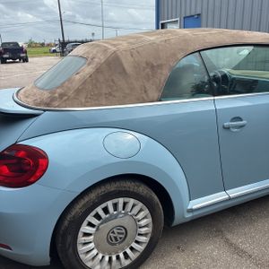 VOLKSWAGEN BEETLE CONVERTIBLE 1.8T PZEV - 9