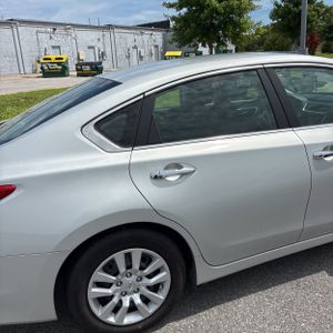 2017 Nissan ALTIMA 2.5 SV — фото 9