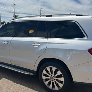 MERCEDES-BENZ GLS - 6