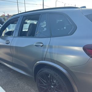 صورة 4 لـ 2020 BMW X5 M COMPETITION