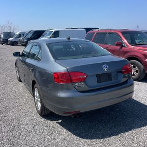 VOLKSWAGEN JETTA SE PZEV - 5