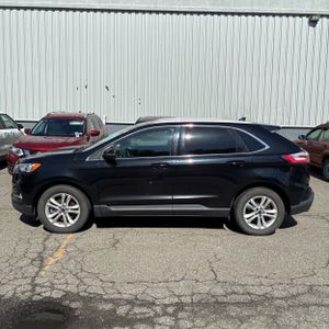 FORD EDGE SEL - 3