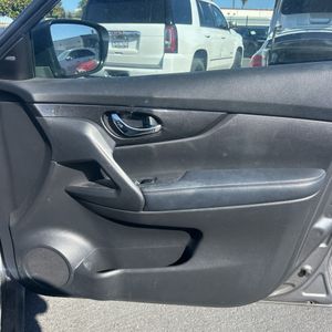 2018 Nissan ROGUE S thumbnail 60
