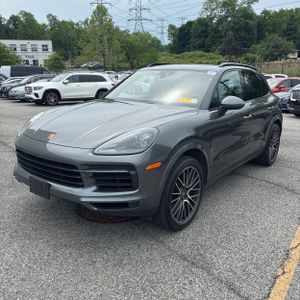 PORSCHE CAYENNE - 1
