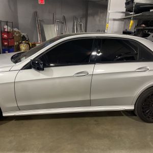 MERCEDES-BENZ E-CLASS - 4