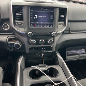 صورة مصغرة 41 لـ 2021 RAM 1500 BIG HORN