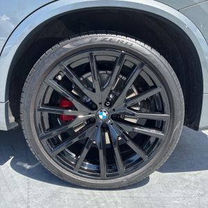 صورة مصغرة 18 لـ 2025 BMW X5 M60I