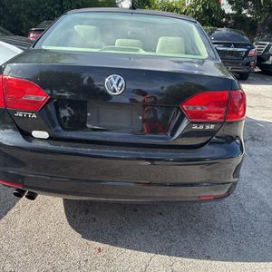 صورة 68 لـ 2011 Volkswagen JETTA SE