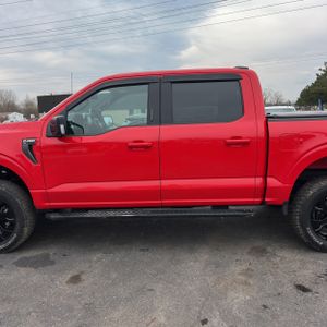 FORD F-150 XLT - 4