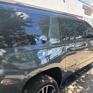 CHEVROLET SUBURBAN PREMIER - 8