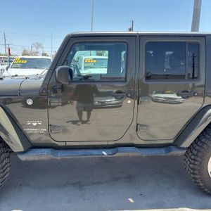 2016 JEEP WRANGLER UNLIMITED SAHARA 照片 4