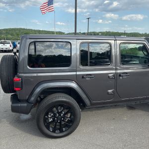 JEEP WRANGLER 4XE SAHARA 4XE - 9