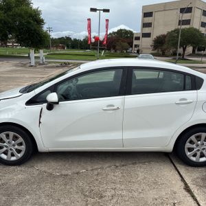 2016 KIA RIO LX — фото 4