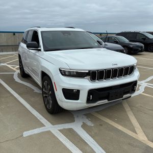 2024 JEEP GRAND CHEROKEE OVERLAND — фото 12