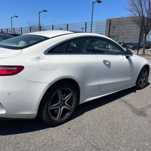 MERCEDES-BENZ E-CLASS - 9