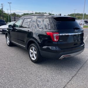 FORD EXPLORER XLT - 5