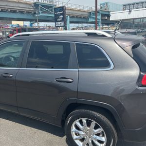 JEEP CHEROKEE LIMITED - 6