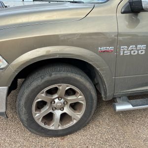 2013 RAM 1500 LARAMIE photo 2