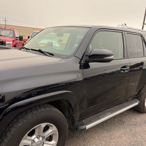 صورة 2 لـ 2017 Toyota 4RUNNER SR5 PREMIUM