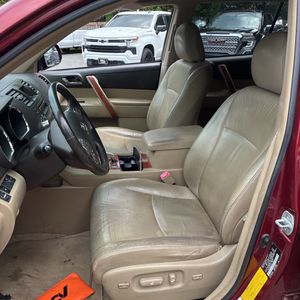 صورة 31 لـ 2008 Toyota HIGHLANDER LIMITED