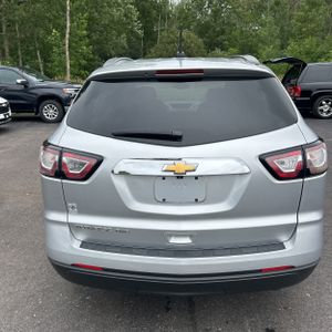 صورة 7 لـ 2017 Chevrolet TRAVERSE LS