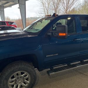 CHEVROLET SILVERADO 2500HD LT - 2