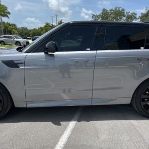 صورة 4 لـ 2025 LAND Rover RANGE ROVER SPORT P400 DYNAMIC SE