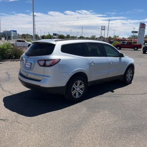 CHEVROLET TRAVERSE LT - 8