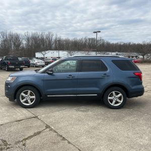 FORD EXPLORER XLT - 3