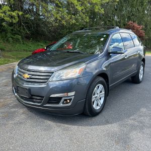 CHEVROLET TRAVERSE LT - 1