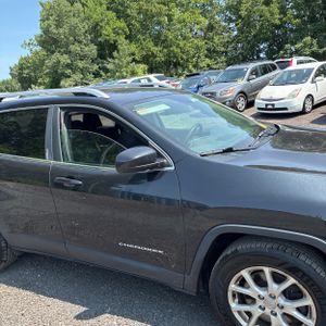 صورة مصغرة 13 لـ 2016 JEEP CHEROKEE LATITUDE