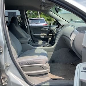 2011 Chevrolet TRAVERSE LS — миниатюра 33